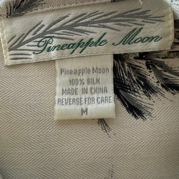Pineapple‎ Moon palm tree casual button down shirt short sleeve medium - Picture 3 of 5